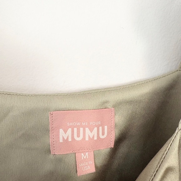 Show me your mumu make up tank - Picture 2 of 7